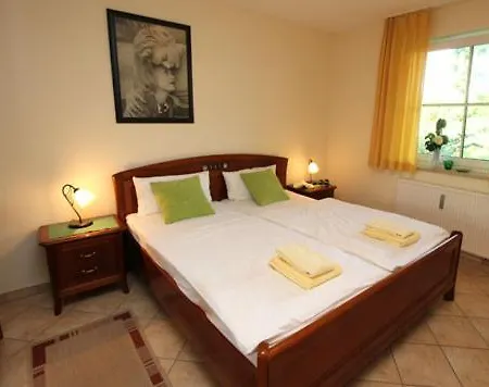 Altes Wasserwerk App 03 * Wustrow (Fischland)